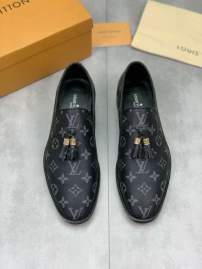 Picture of Louis Vuitton Shoes _SKULVsz38-442Cn060613767